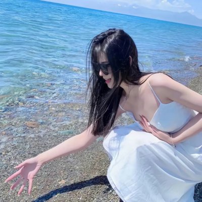 赤裸女羔羊